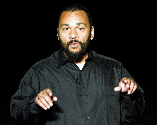 Dieudonne rencontre la communaute juive (partie 1)