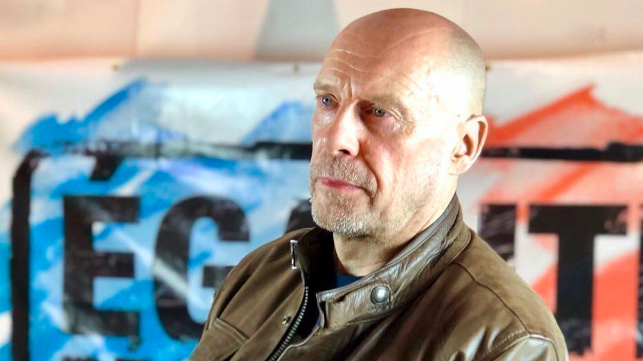 Alain Soral condamné à 5400 euros d'amende pour un post VK sur le 11 Septembre Alain Soral condamné à 5400 euros d'amende pour un post VK sur le 11 Septembre