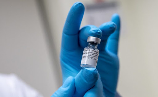La Haute Autorité de santé préconise de « compléter » une injection d'AstraZeneca par une injection de Pfizer ! La Haute Autorité de santé préconise de « compléter » une injection d'AstraZeneca par une injection de Pfizer !