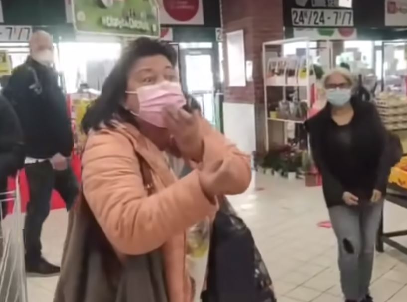 Marseille : hystérie collective face à des clients sans masque