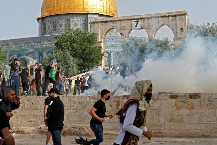 Reprise des heurts à Jérusalem : plus de 200 Palestiniens blessés