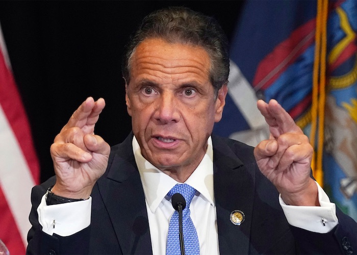 Le gouverneur de New York Andrew Cuomo démissionne à la suite d’accusations de harcèlement sexuel