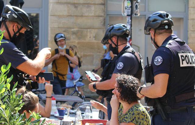 Fréjus, Hayange, Béziers : les maires RN demandent à la police de ne pas verbaliser les restaurateurs