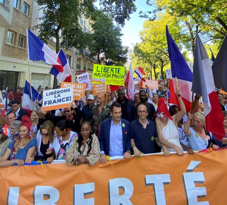 Jusqu’où peut aller l’énorme mobilisation contre Macron et son ignoble pass ?