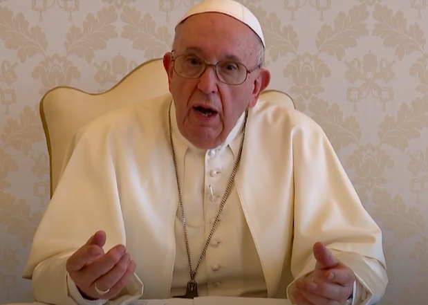 Pour le pape François, « se faire vacciner contre le Covid-19 est un acte d’amour »