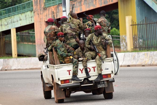 Guinée : tentative de coup d’État, des putschistes affirment détenir le Président