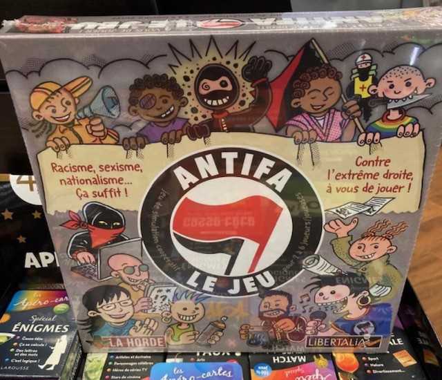 Antifa, le jeu : extrême gauche en perdition cherche jeunes à manipuler