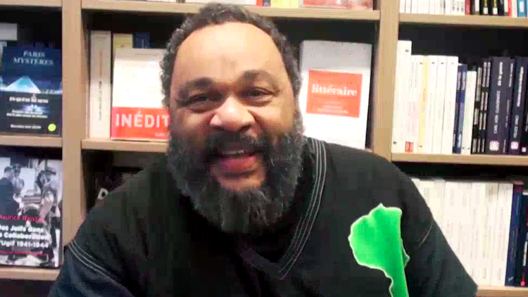 Réponse à Éric Zemmour : entretien avec Dieudonné à la Librairie Vincent Réponse à Éric Zemmour : entretien avec Dieudonné à la Librairie Vincent