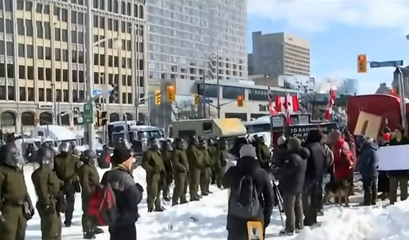 Ottawa – Freedom Convoy : Justin Trudeau fait entrer le Canada dans la dictature