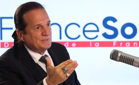 Francis Lalanne : « Ce que fait Poutine est une libération de l’Ukraine, pas une occupation de l’Ukraine » Francis Lalanne : « Ce que fait Poutine est une libération de l’Ukraine, pas une occupation de l’Ukraine »