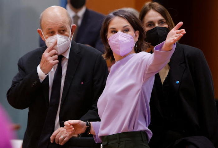 Nouvelles sanctions : la France et l’Allemagne expulsent massivement des diplomates russes