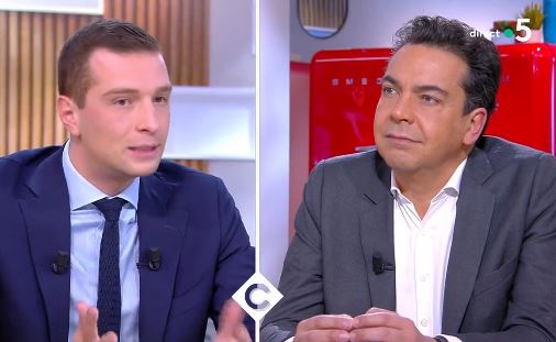 Jordan Bardella accuse Patrick Liste Noire Cohen d' »hostilité » à l’égard du RN