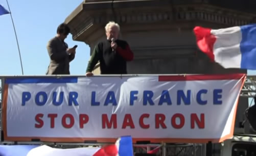 Charles Gave : « Macron fait peser sur notre pays un risque de guerre »