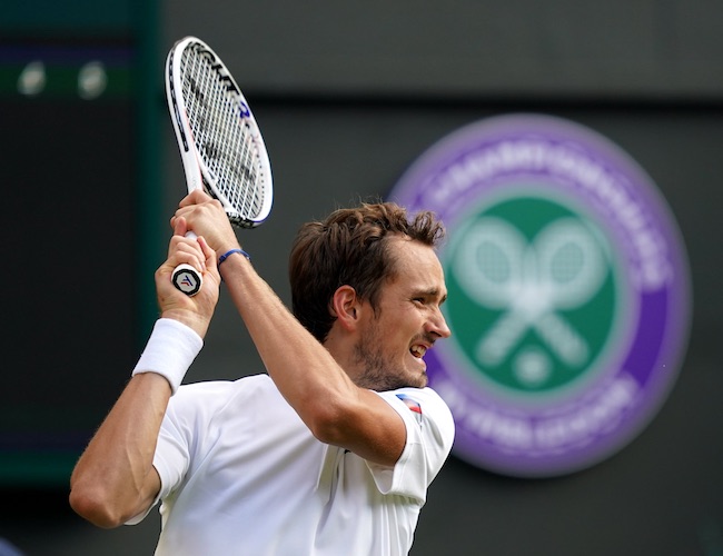 Ukraine : Wimbledon exclut les joueurs russes et biélorusses