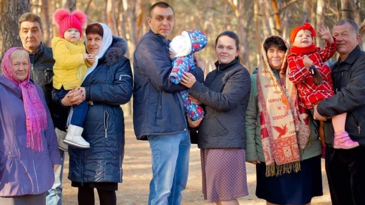 Accueillir une famille ukrainienne, c’est pas comme dans la pub
