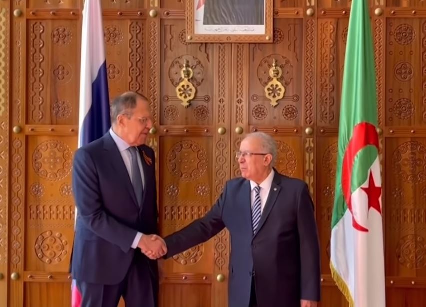 Ukraine/Russie : l’Algérie et le Maroc refusent de choisir