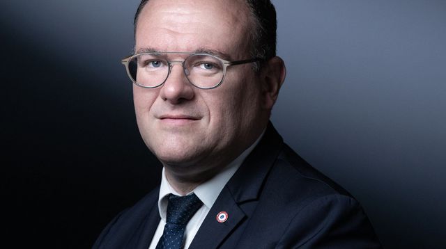 Damien Abad cité dans l’affaire de la loge maçonnique qui commanditait des assassinats