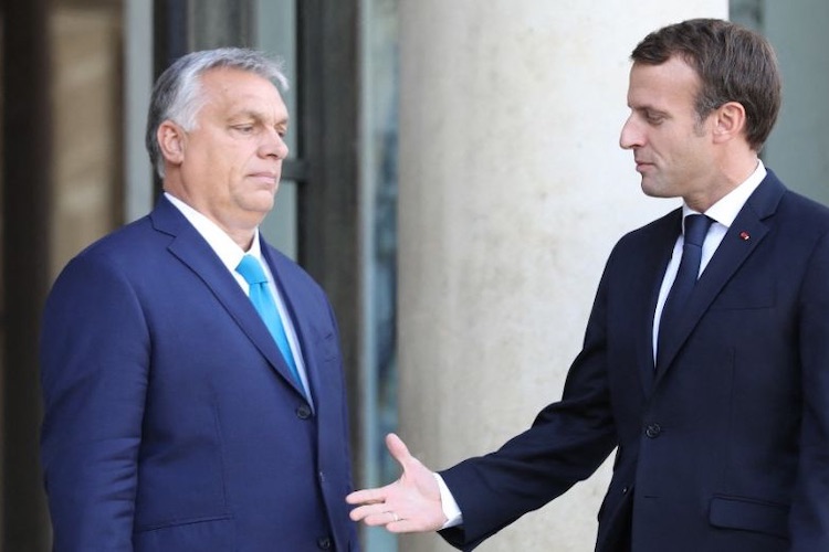 Embargo sur le pétrole russe : un accord limité au sein de l’UE suite aux pressions de Viktor Orbán