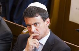Manuel Valls, éliminé des législatives, ferme son compte Twitter