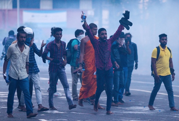 Sri Lanka – Le chef de l’État en fuite après que les manifestants ont envahi le palais présidentiel