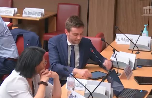 La gifle du député RN Loubet aux patrons gauchistes de Radio France et France Télévisions La gifle du député RN Loubet aux patrons gauchistes de Radio France et France Télévisions