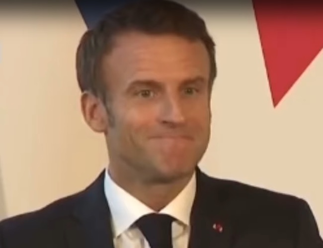 Le Zappping de Yoyo : « Ils nous prennent vraiment pour des blinblins ! » Le Zappping de Yoyo : « Ils nous prennent vraiment pour des blinblins ! »