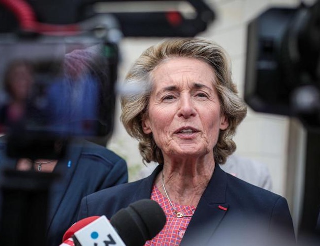 Déclaration de patrimoine « sous-évaluée » : la ministre Caroline Cayeux démissionne
