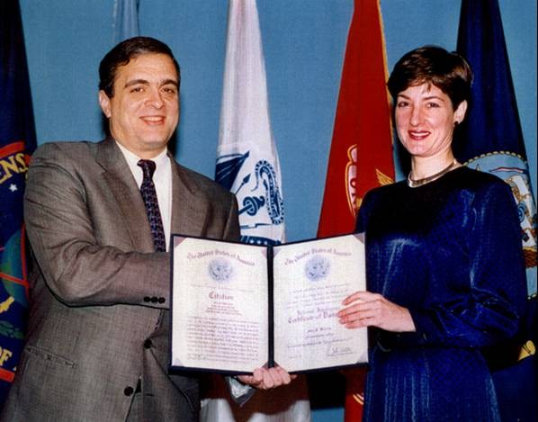 Libération de l’analyste américaine Ana Montes, condamnée en 2002 pour espionnage au profit de Cuba