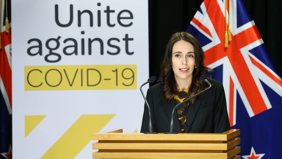 Nouvelle-Zélande : le Premier ministre Young Global Leaders Jacinda Ardern annonce sa démission