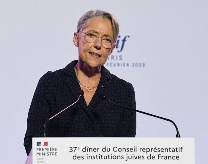 Au dîner du CRIF, Élisabeth Borne évoque la déportation de son père à Auschwitz