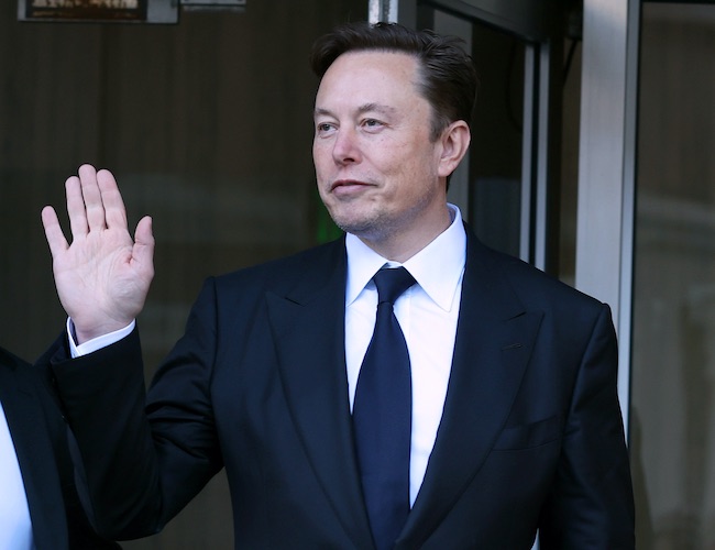 Elon Musk qualifie de «racistes» anti-Blancs les médias américains après l’abandon de la BD Dilbert