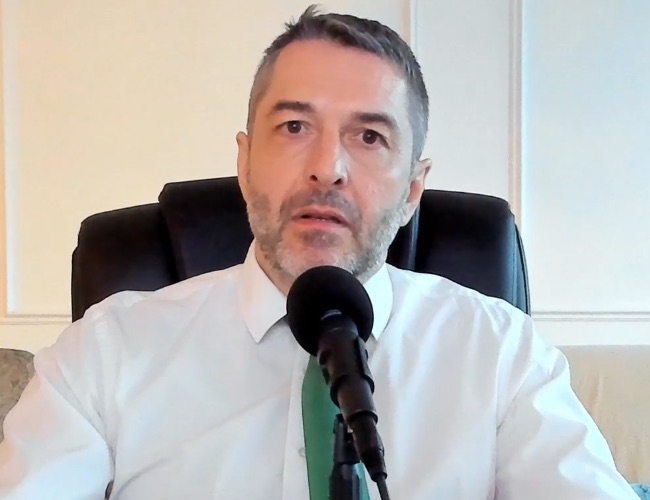 Xavier Moreau – Macron et la soumission, Zelensky circus tour Xavier Moreau – Macron et la soumission, Zelensky circus tour