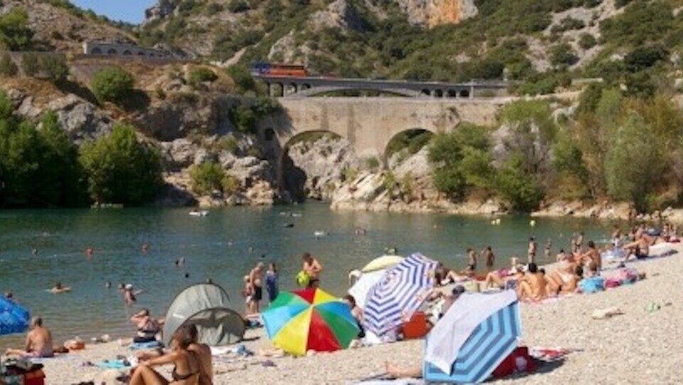 Les plages du pont du Diable et les 40 voleurs