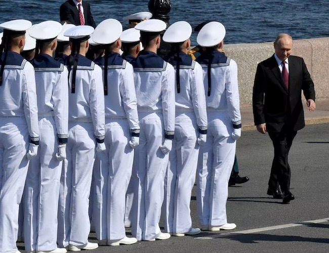 La Russie commence des exercices militaires d’ampleur en mer Baltique